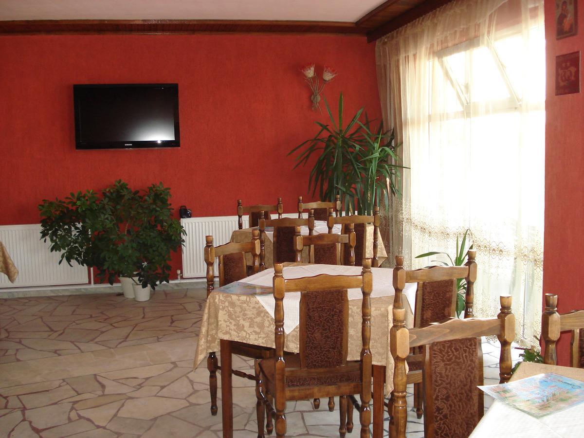 Family Hotel Zhelkovi - Olympia Kharmanli Eksteriør bilde